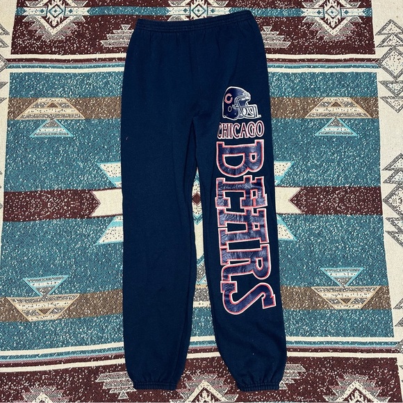 VTG Chicago Bears T-shirt and Sweatpants Bundle - Picture 4 of 6